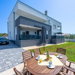 Domus Alba Apartment